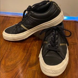Converse black leather star sneakers